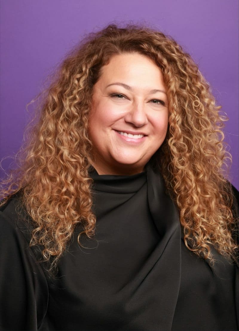 Donna sanborn headshot