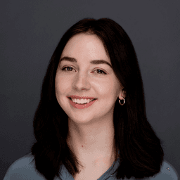 headshot of blog author, woman smiling